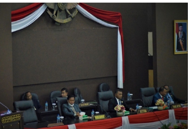 Rapat Paripurna Persetujuan Bersama DPRD dan Bupati Terhadap Ranperda RPJMD SBT 2021-2026