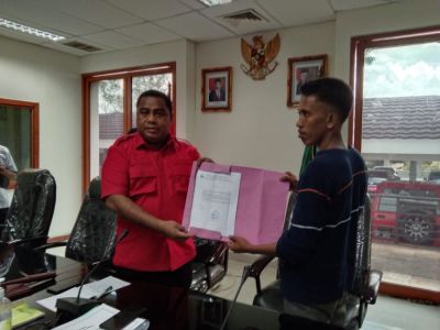 Pergerakan Mahasiswa Kec.Batabual Tuntut DPRD Provinsi Maluku dan Kepala PLN Maluku